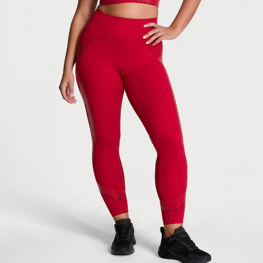 VSX Elevate™ Refined Contours Legging in Red Lacquer size Large. NWT - Picture 3 of 5